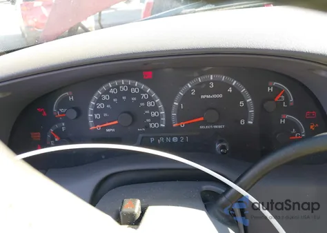 2002 Ford F-150 Lariat/Xlt z USA, uszkodzony, nr VIN 1FTRW08L32KA98937